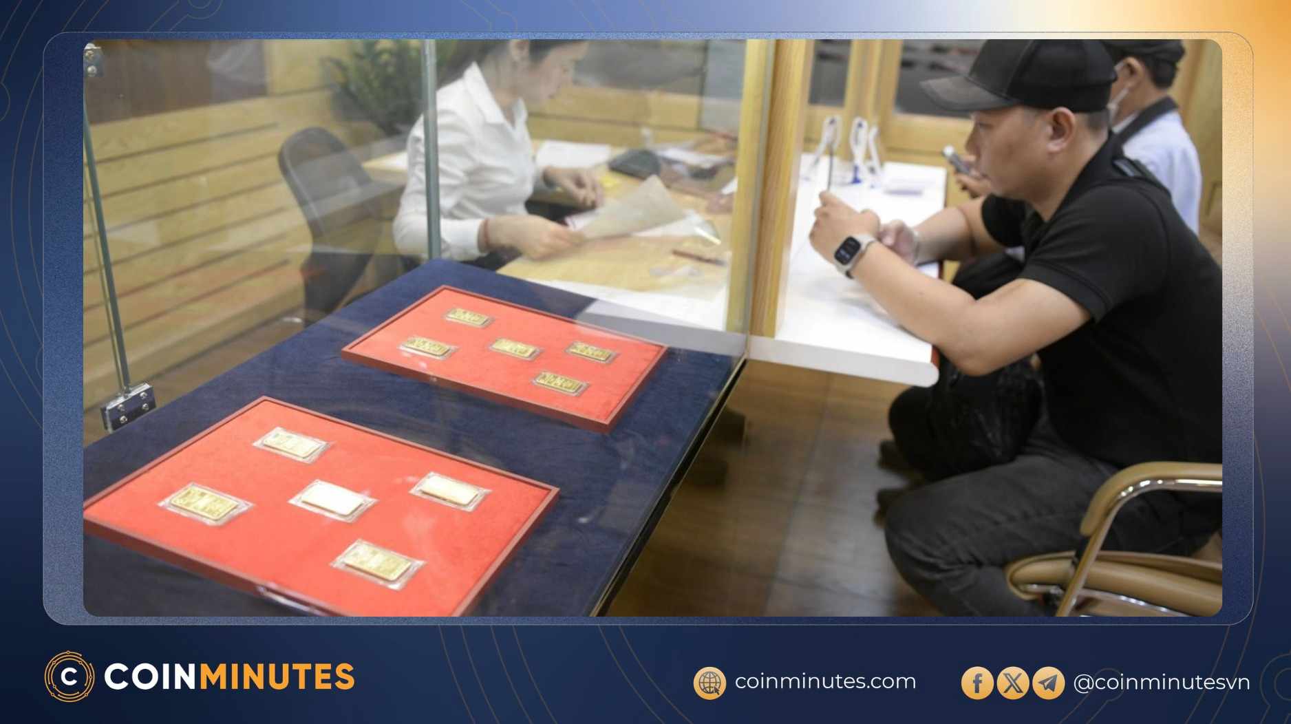 Không chỉ khách đặt mua vàng số lượng lớn, ngay cả khách đặt mua sản phẩm vàng 99,99% Tiểu Kim Cát loại 0,1 chỉ của Bảo Tín Mạnh Hải, nếu sau 200 số giao dịch phát vào sáng sớm – cũng phải đặt hàng trước 60 ngày